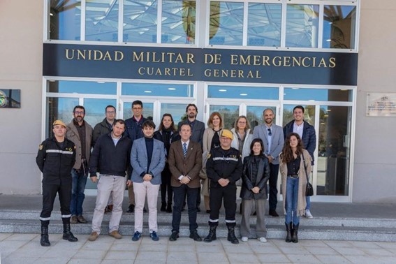 VISITA A LA UNIDAD MILITAR DE EMERGENCIAS